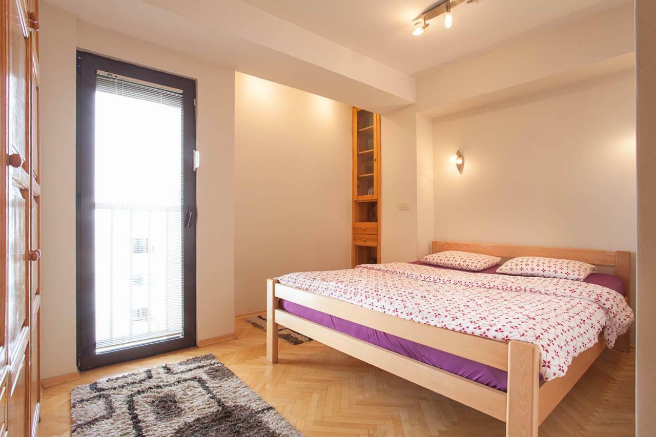 White Apartment Skopje Bagian luar foto