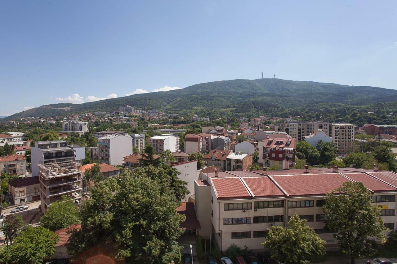 White Apartment Skopje Bagian luar foto